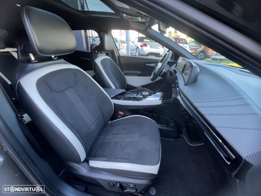 Kia EV6 77,4-kWh AWD GT-line - 33