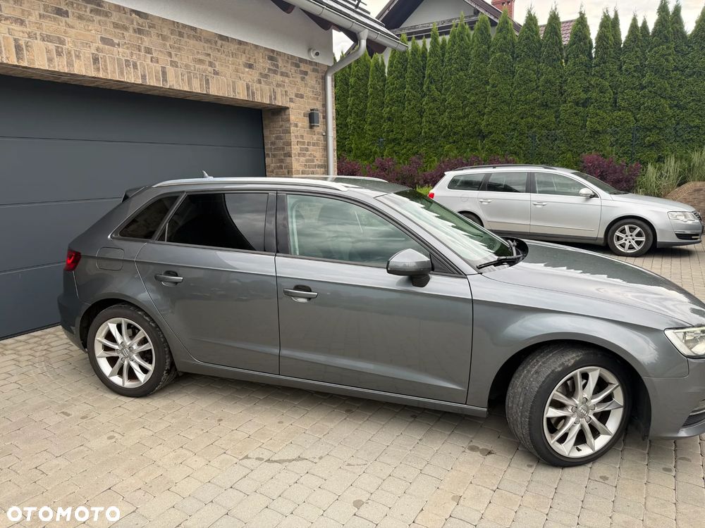 Audi A3 Sportback 2.0 TDI (clean diesel) Ambiente - 3