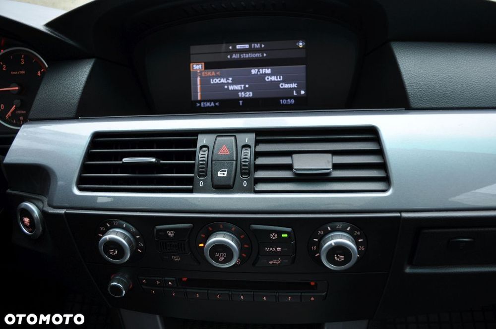 BMW Seria 5 520d - 22