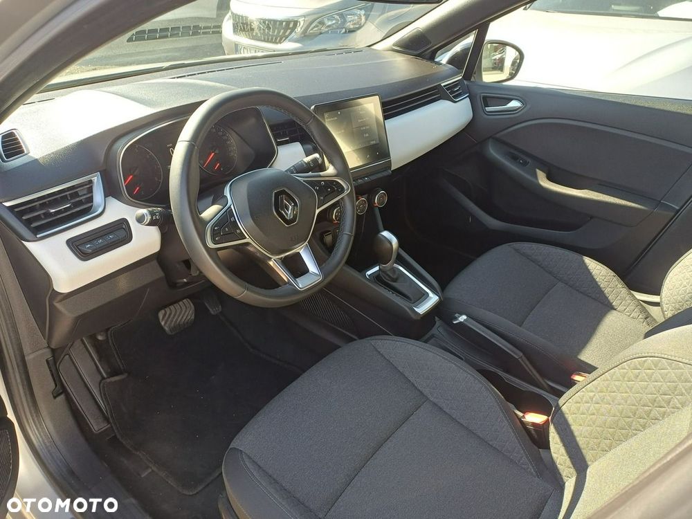 Renault Clio - 14