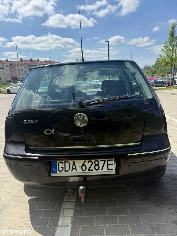 Volkswagen Golf - 9