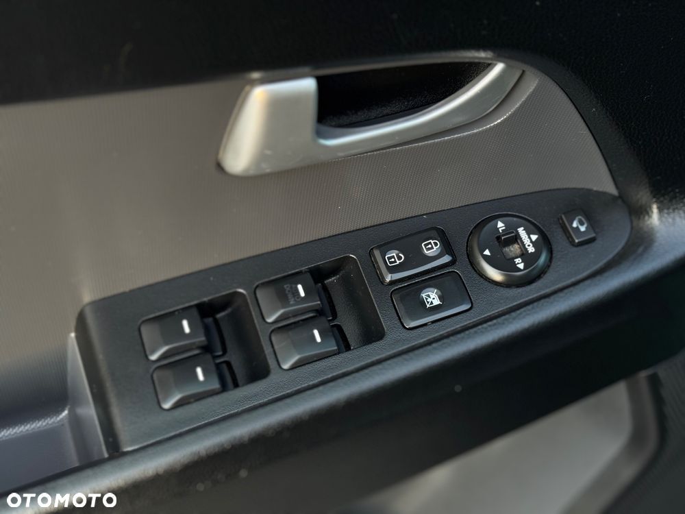 Kia Sportage 1.7 CRDI 2WD ISG Spirit - 18