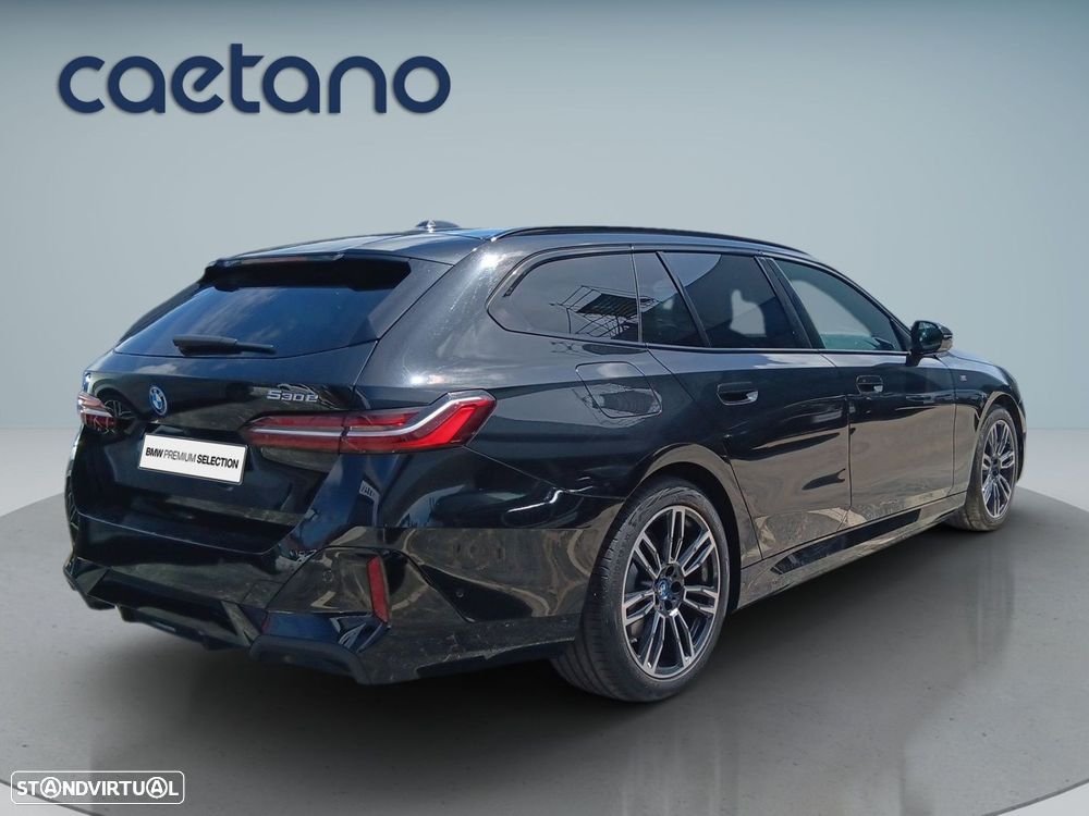 BMW 530 e Pack Desportivo M - 8