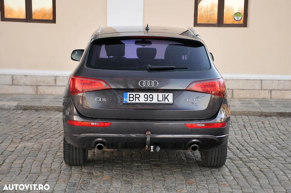 Audi Q5 3.0 TDI Quattro S tronic - 8