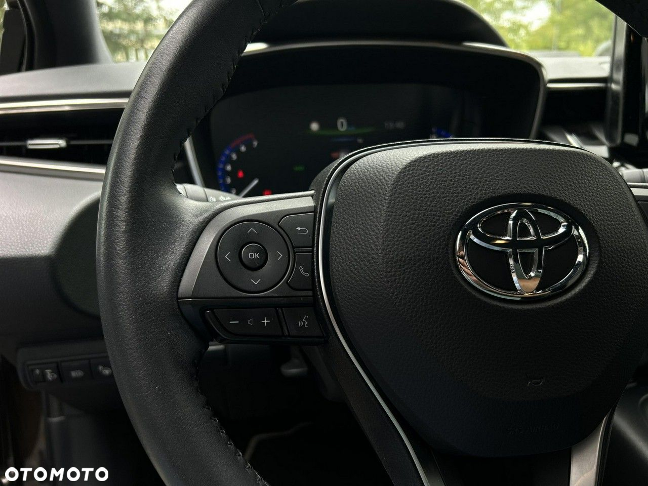 Toyota Corolla - 12