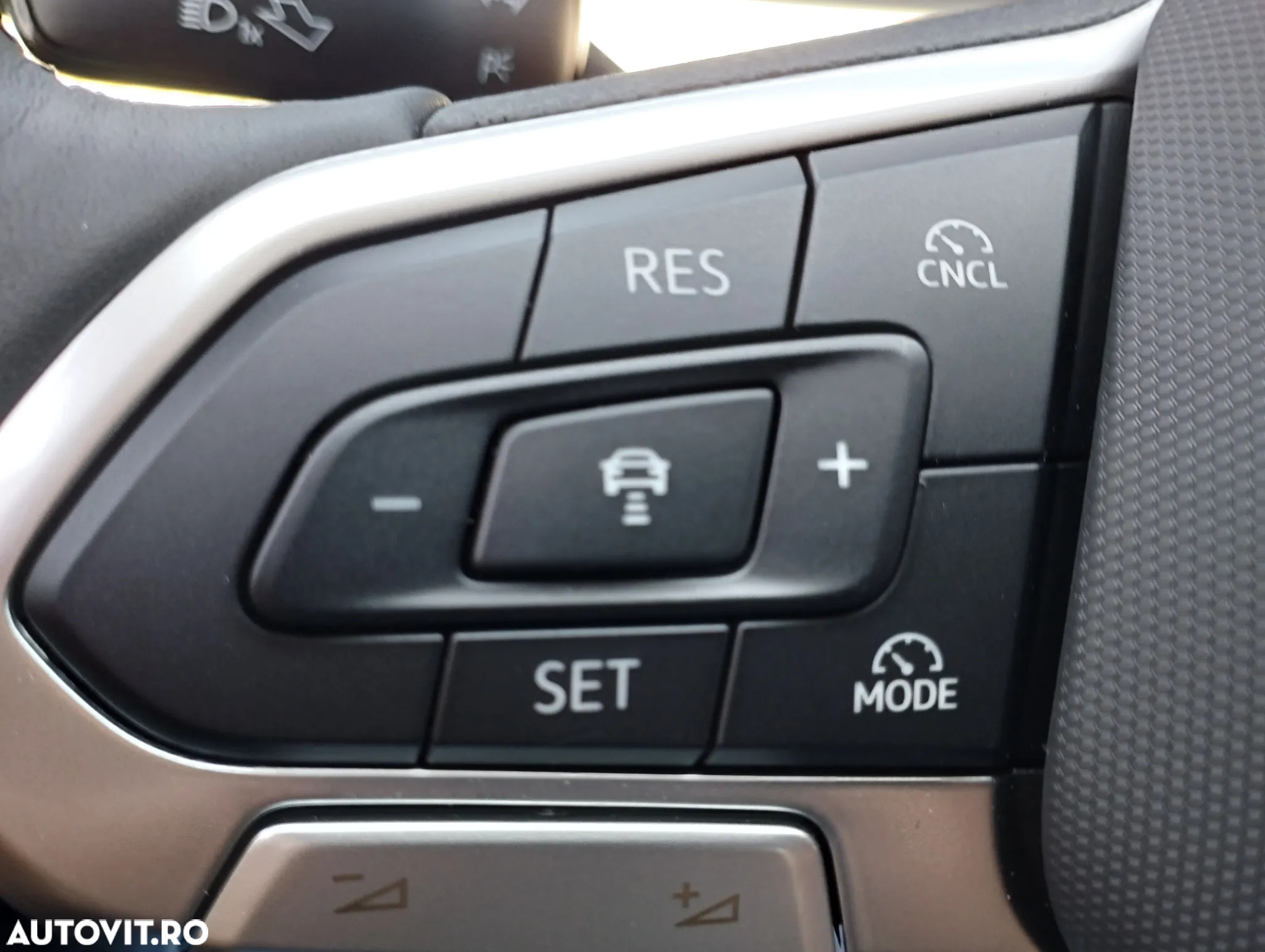Volkswagen Golf 1.5 TSI Life - 18