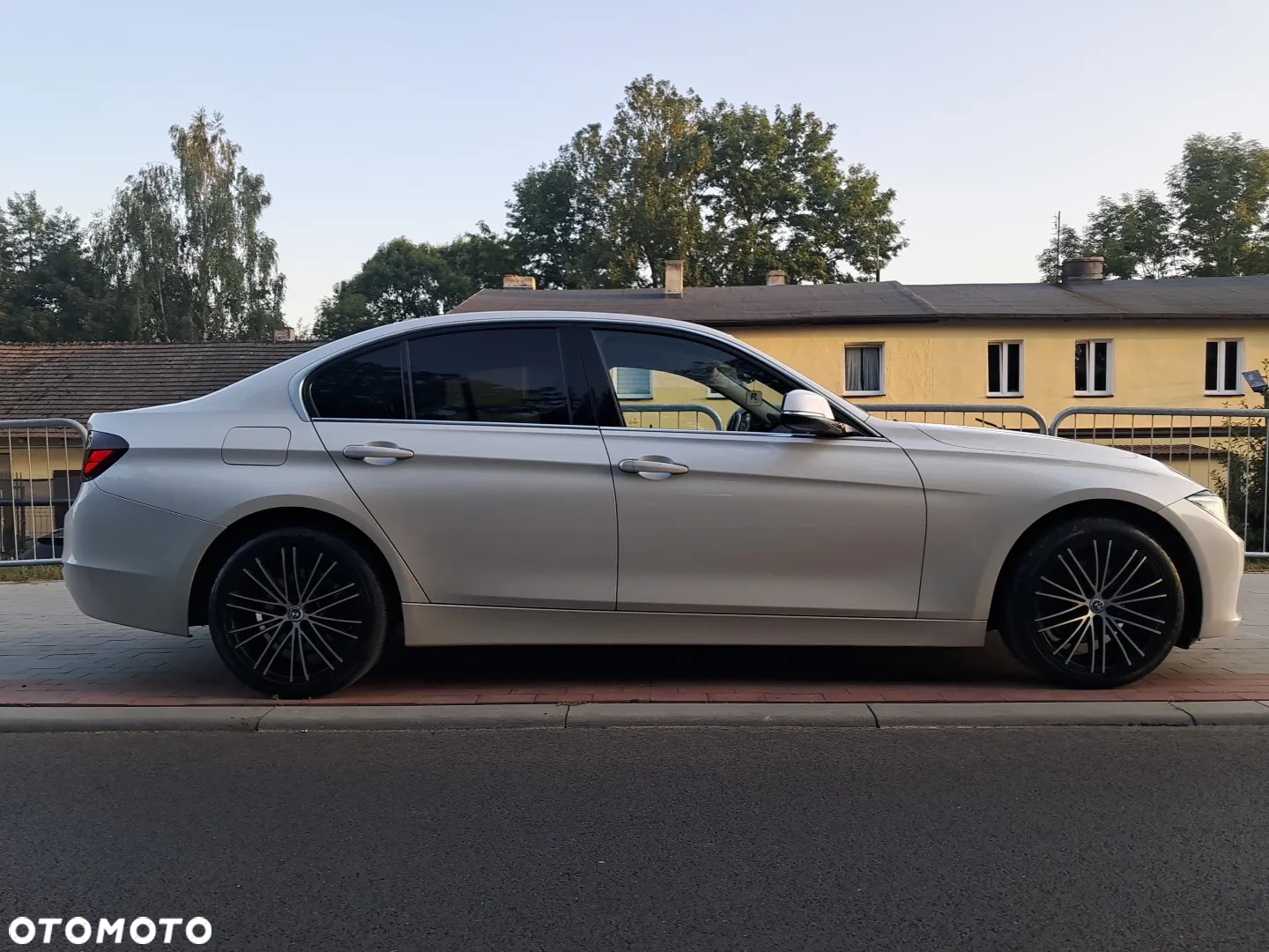 BMW Seria 3 320d Modern Line - 4