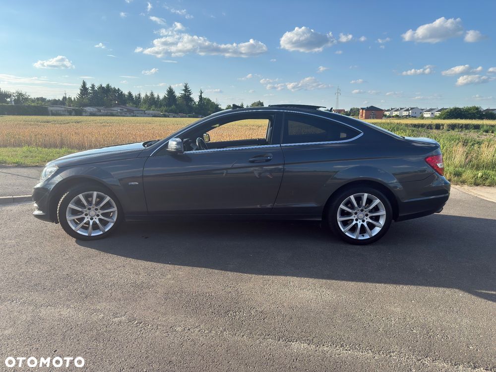 Mercedes-Benz Klasa C 180 BlueEFFICIENCY 7G-TRONIC - 7