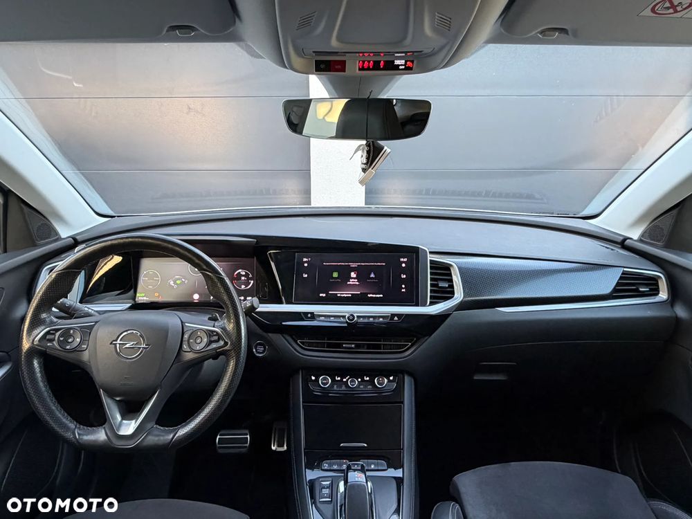Opel Grandland 1.6 T PHEV 4x4 GS Line - 15