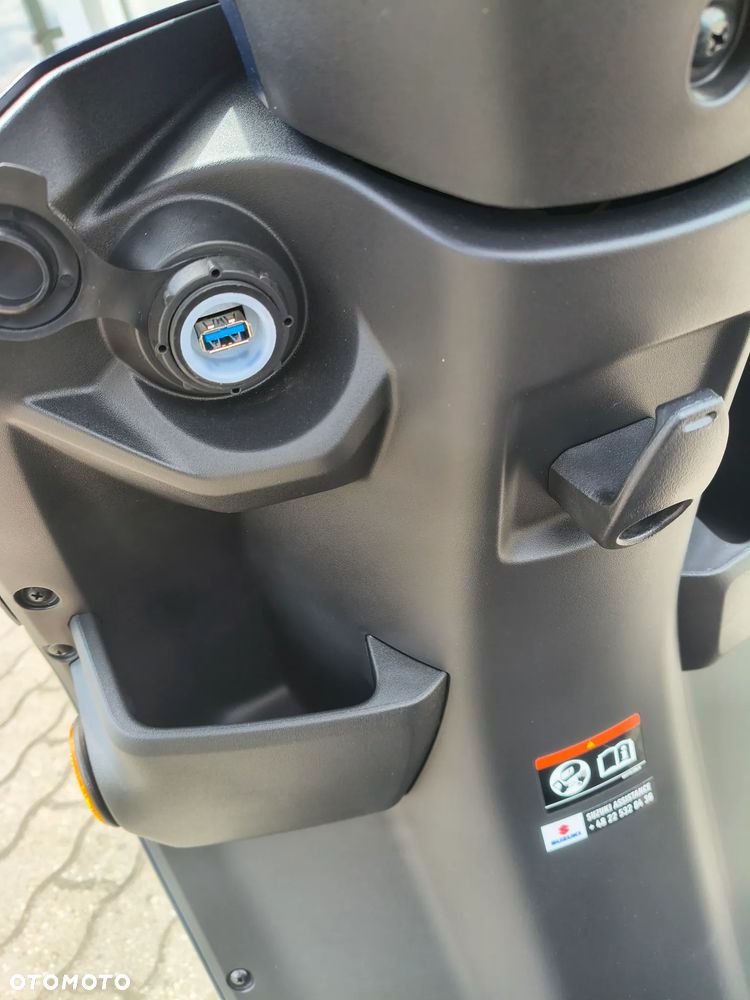 Suzuki Address - 10