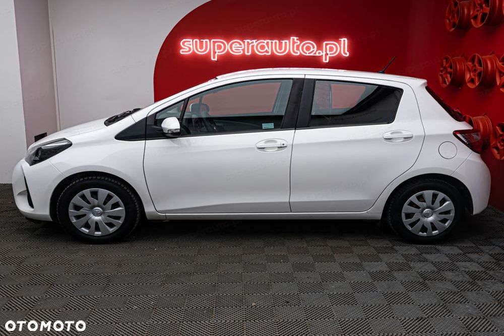Toyota Yaris Active 1.5 111KM - 6