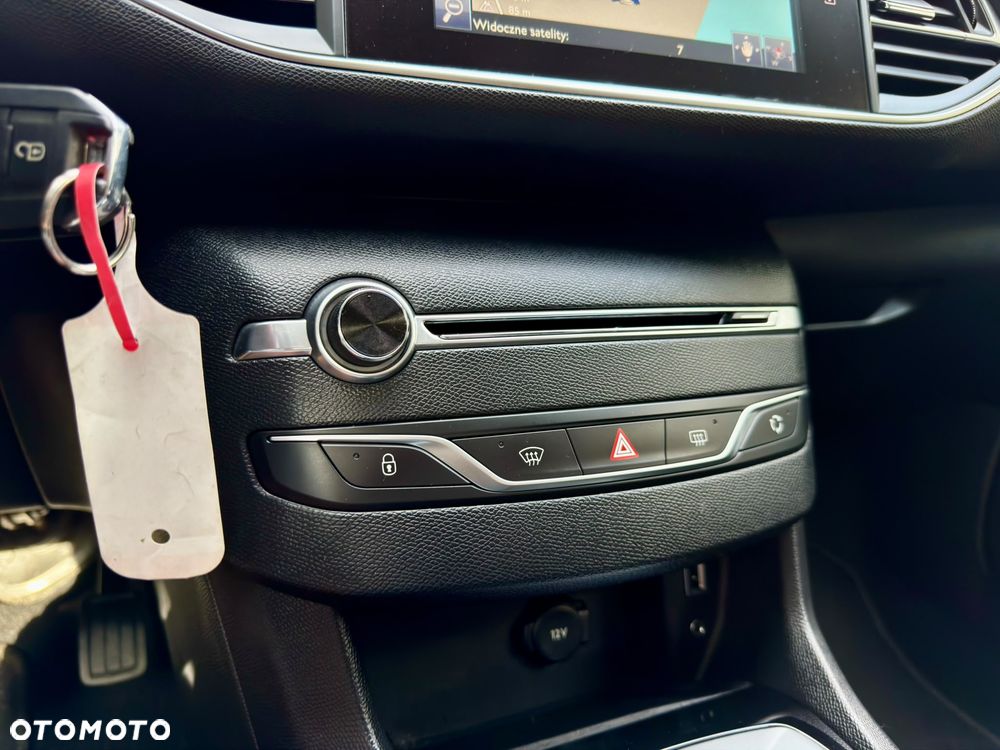 Peugeot 308 BlueHDi 120 Stop & Start Active - 29