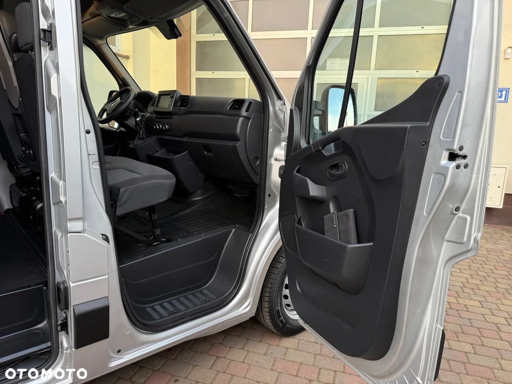 Renault Master Brygadówka Doka L2H2 - 25