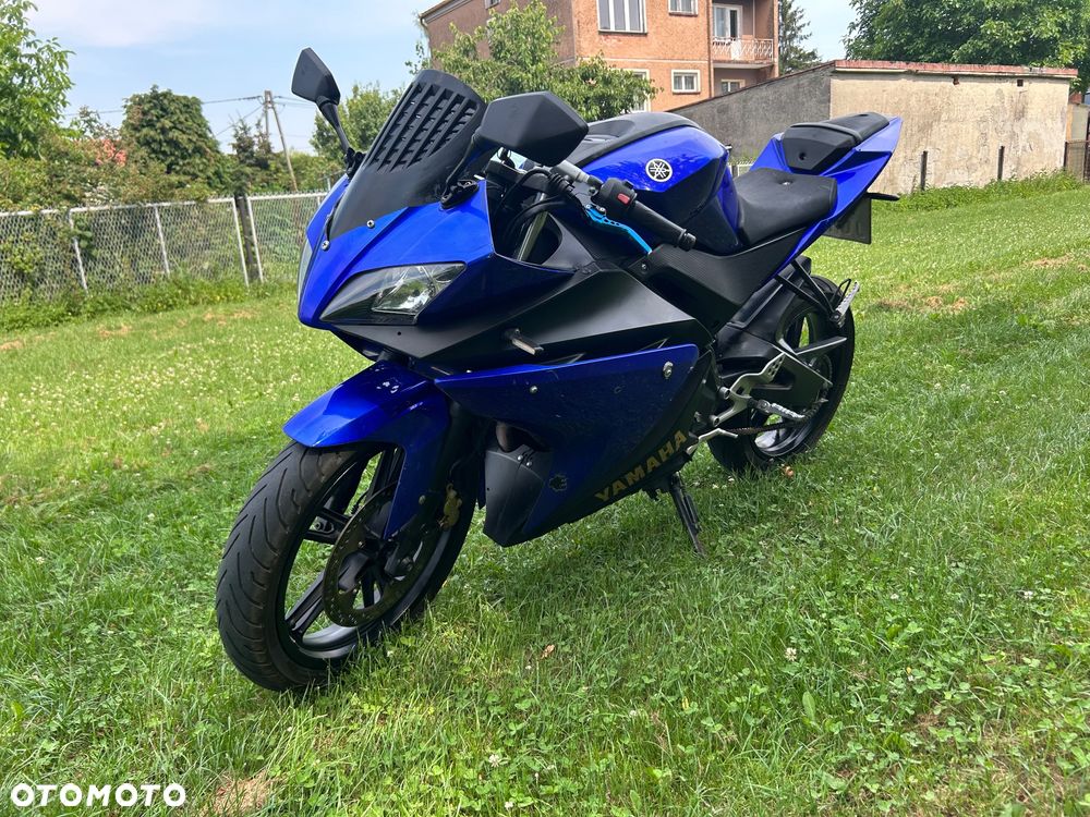 Yamaha YZF - 1