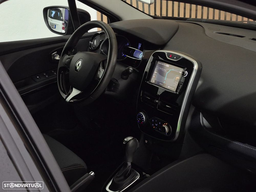 Renault Clio 1.5 dCi Dynamique S EDC - 25