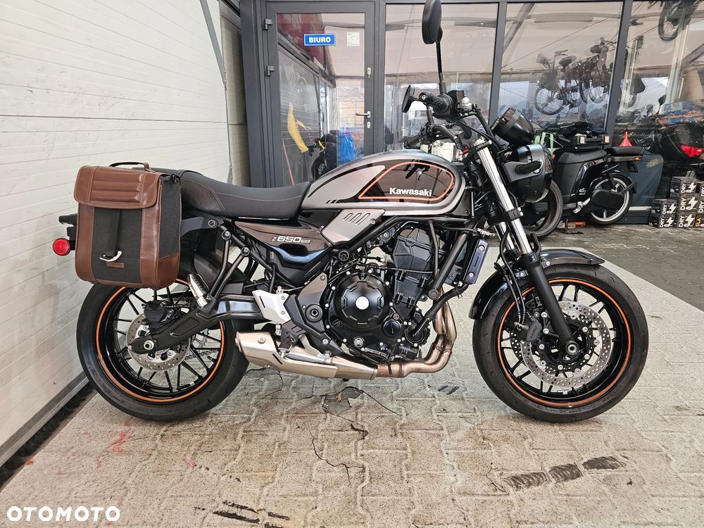 Kawasaki Z 650 RS - 15