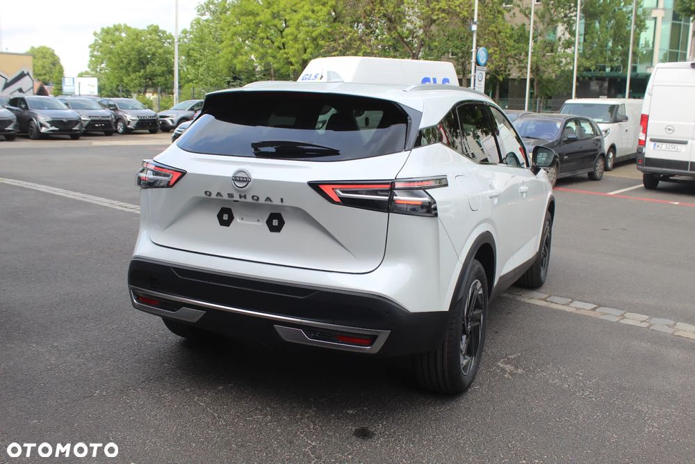 Nissan Qashqai 1.3 DIG-T MHEV N-Connecta Xtronic - 5