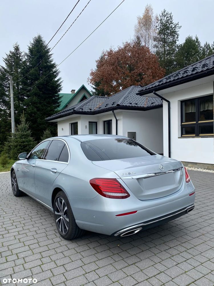 Mercedes-Benz Klasa E - 8