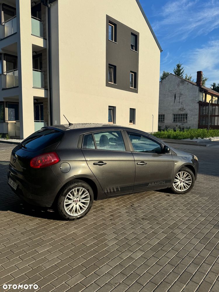 Fiat Bravo 1.9 Multijet Estiva Blue&Me - 4