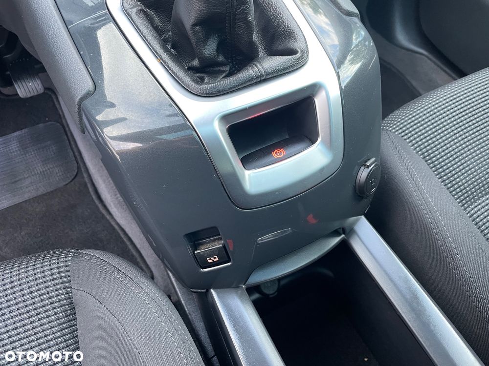 Peugeot 5008 HDI FAP 150 Family - 26