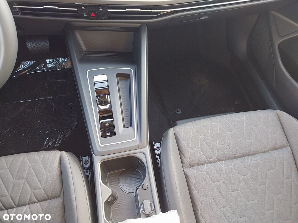 Volkswagen Golf 1.5 eTSI mHEV Life Plus DSG - 17