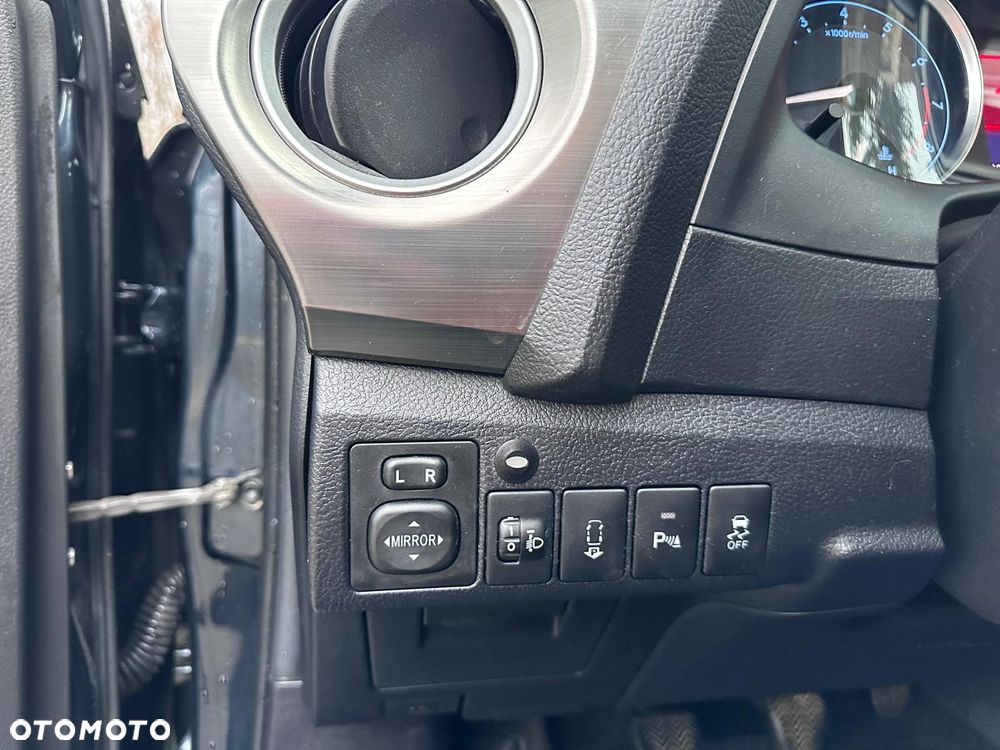 Toyota Auris 1.6 Premium - 8