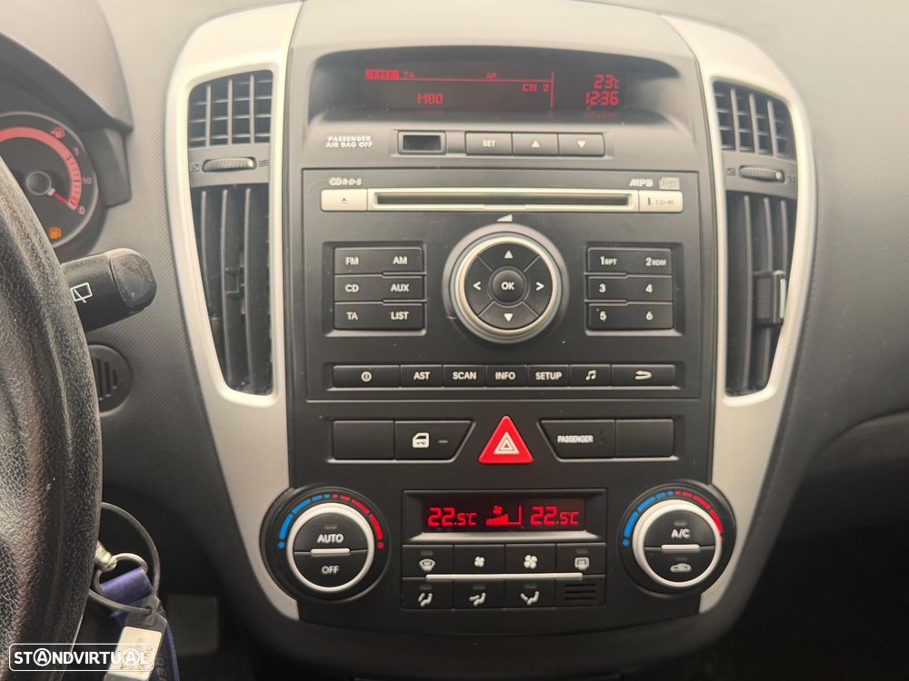 Kia Ceed SW 1.4 CVVT EX ISG - 12
