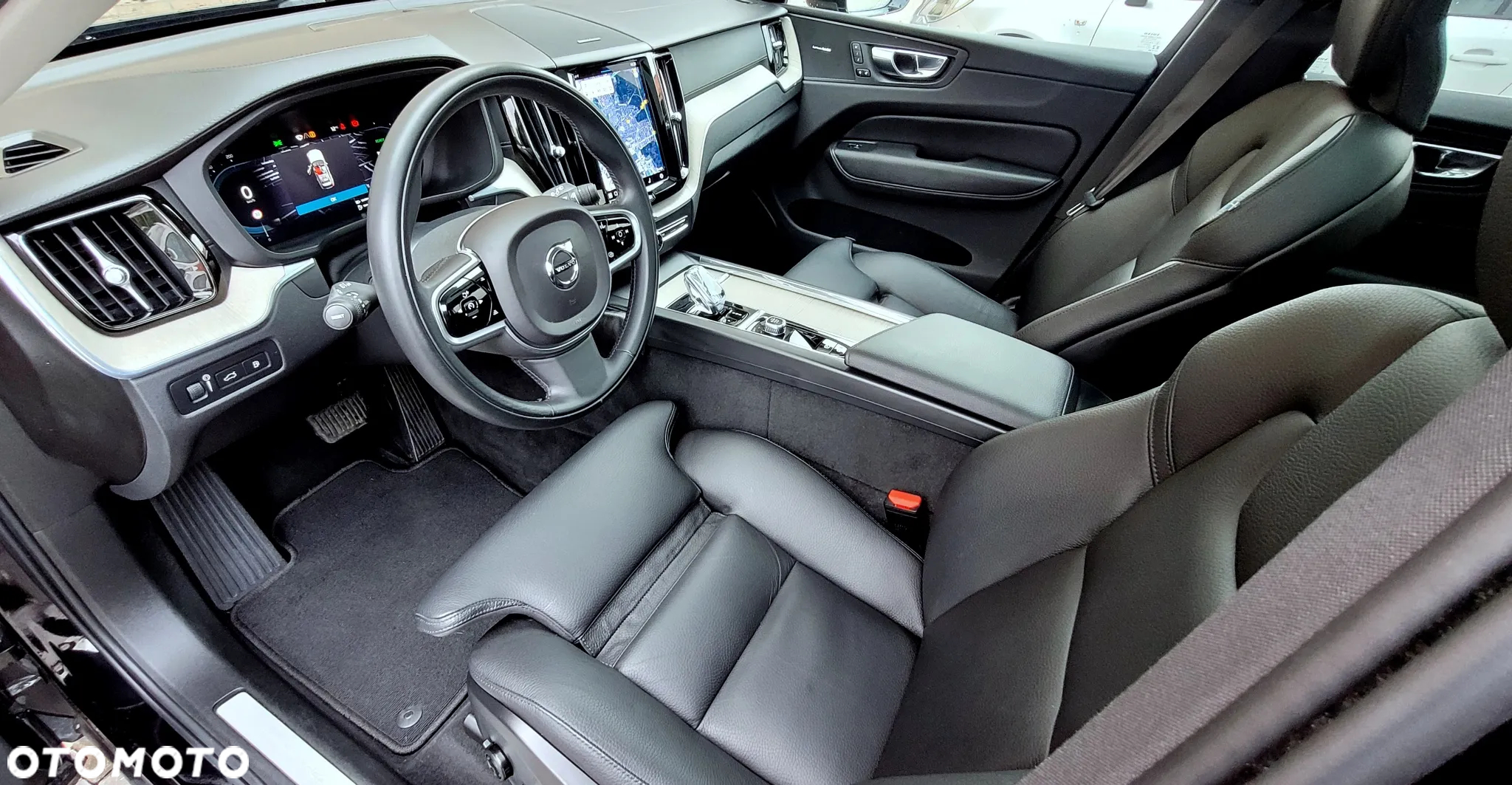 Volvo XC 60 T6 AWD Plug-In Hybrid Inscription - 15