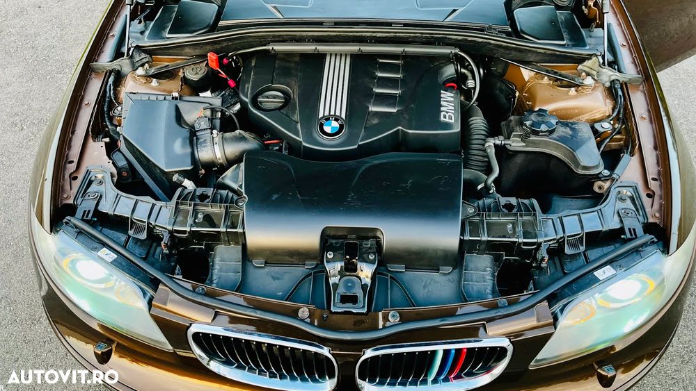 BMW Seria 1 120d - 8