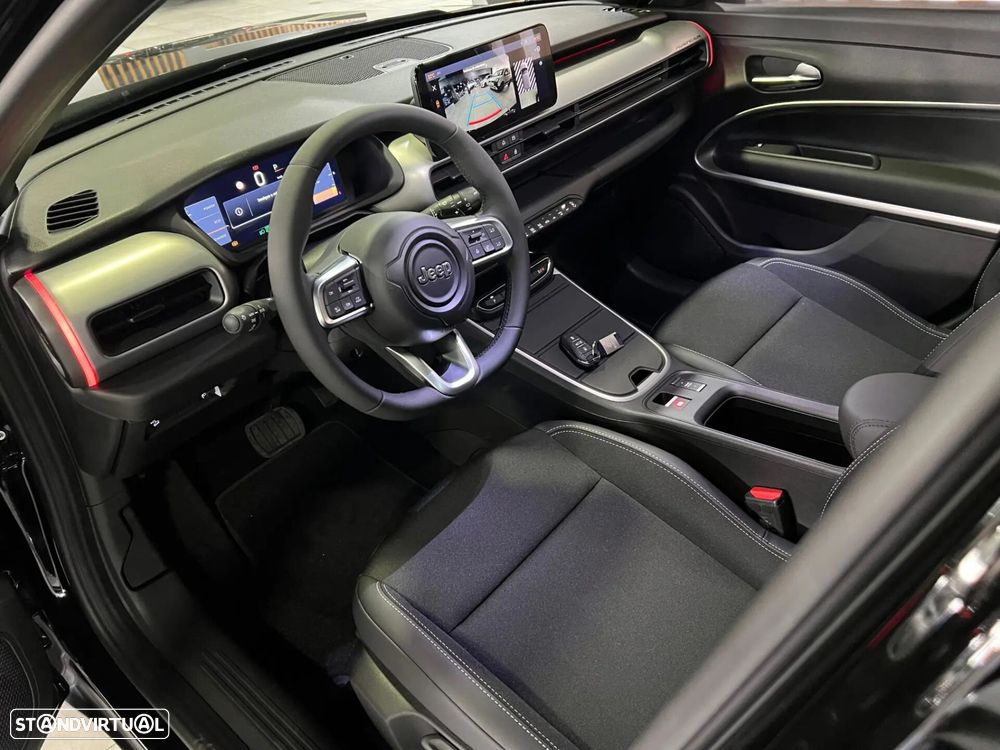 Jeep Avenger 1.2 e-Hybrid Summit DCT - 23