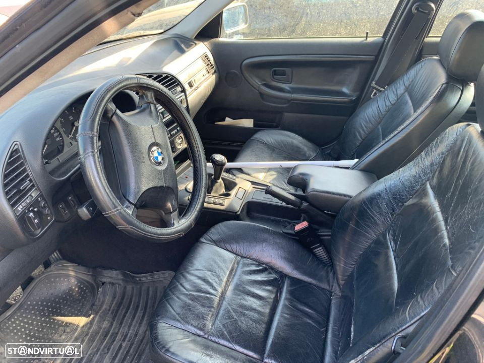 BMW 318 TDS do ano 1997 completo para peças - 6