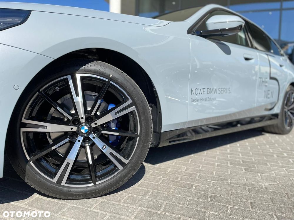 BMW Seria 5 - 34