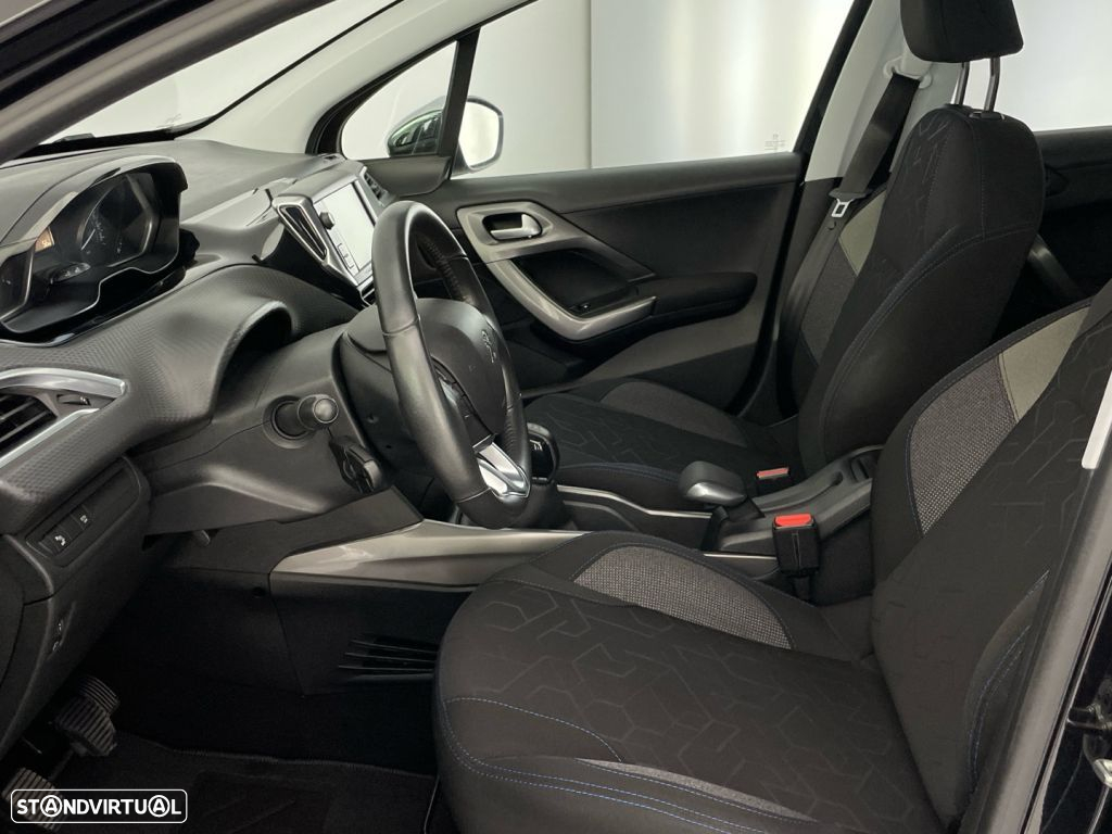 Peugeot 2008 1.2 PureTech Style - 11