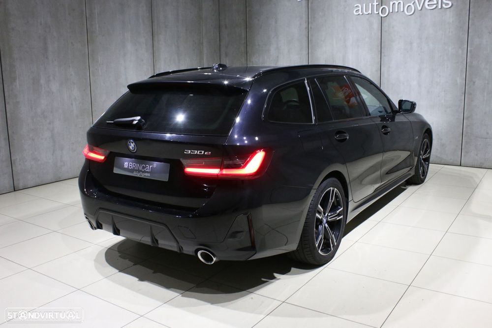 BMW 330 e Pack Desportivo M Auto - 5