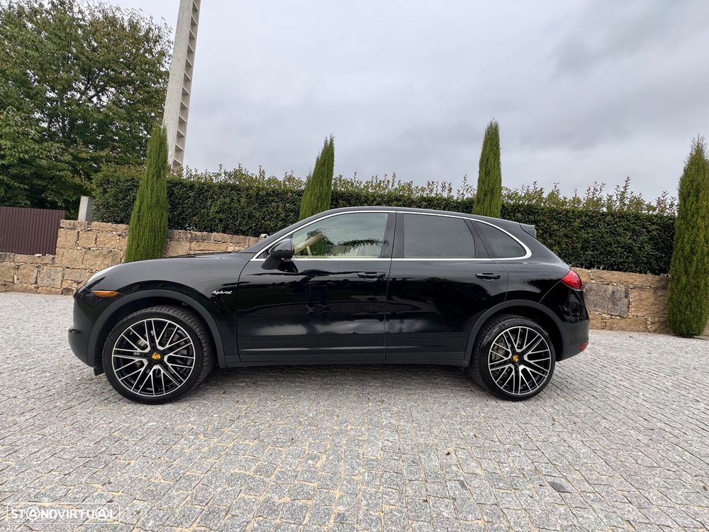 Porsche Cayenne S - 17