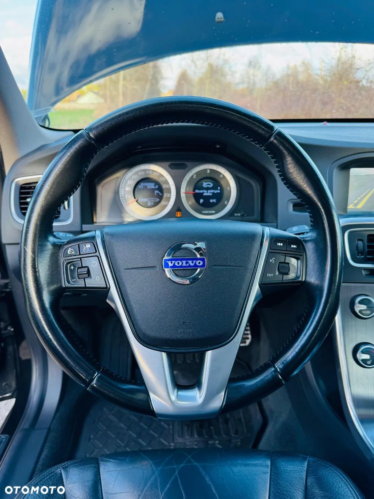 Volvo S60 D3 Geartronic Summum - 27