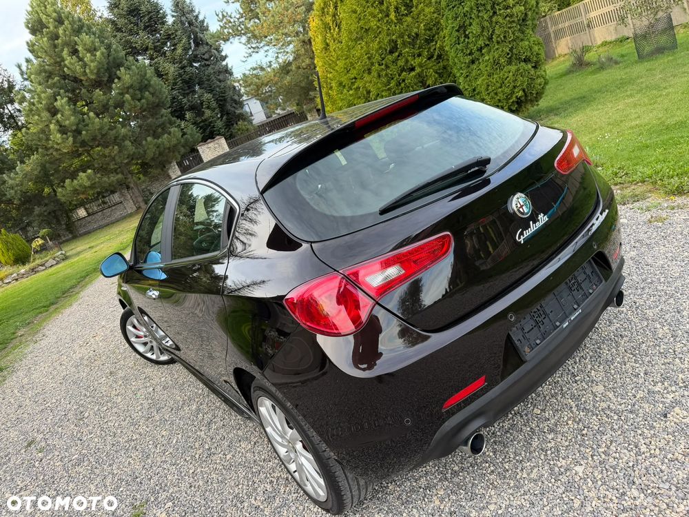 Alfa Romeo Giulietta 2.0 JTDM 16V - 17