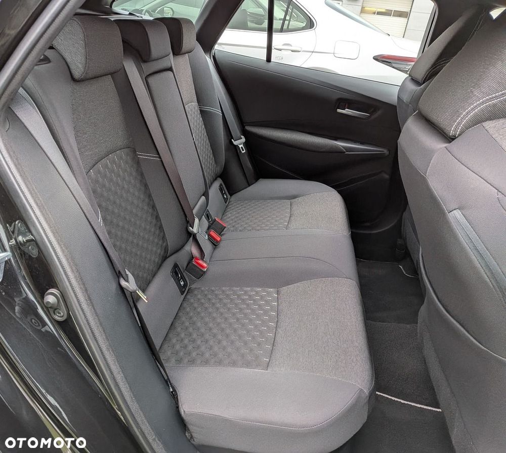 Toyota Corolla 1.8 Hybrid Comfort - 30