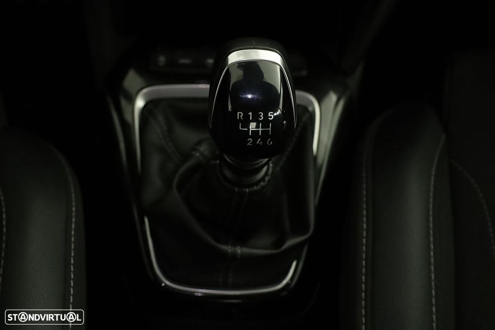 Opel Corsa 1.2 T GS - 12