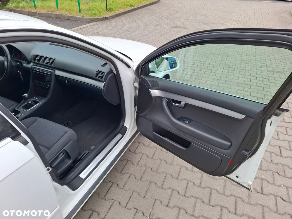 Audi A4 Avant 2.0 TDI - 18