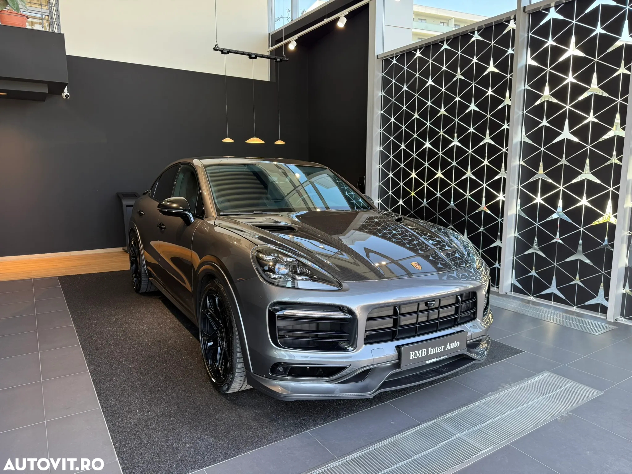 Porsche Cayenne Coupe Turbo - 2