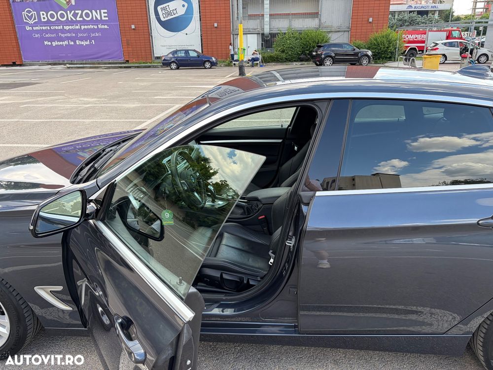 BMW Seria 3 320i AT - 9