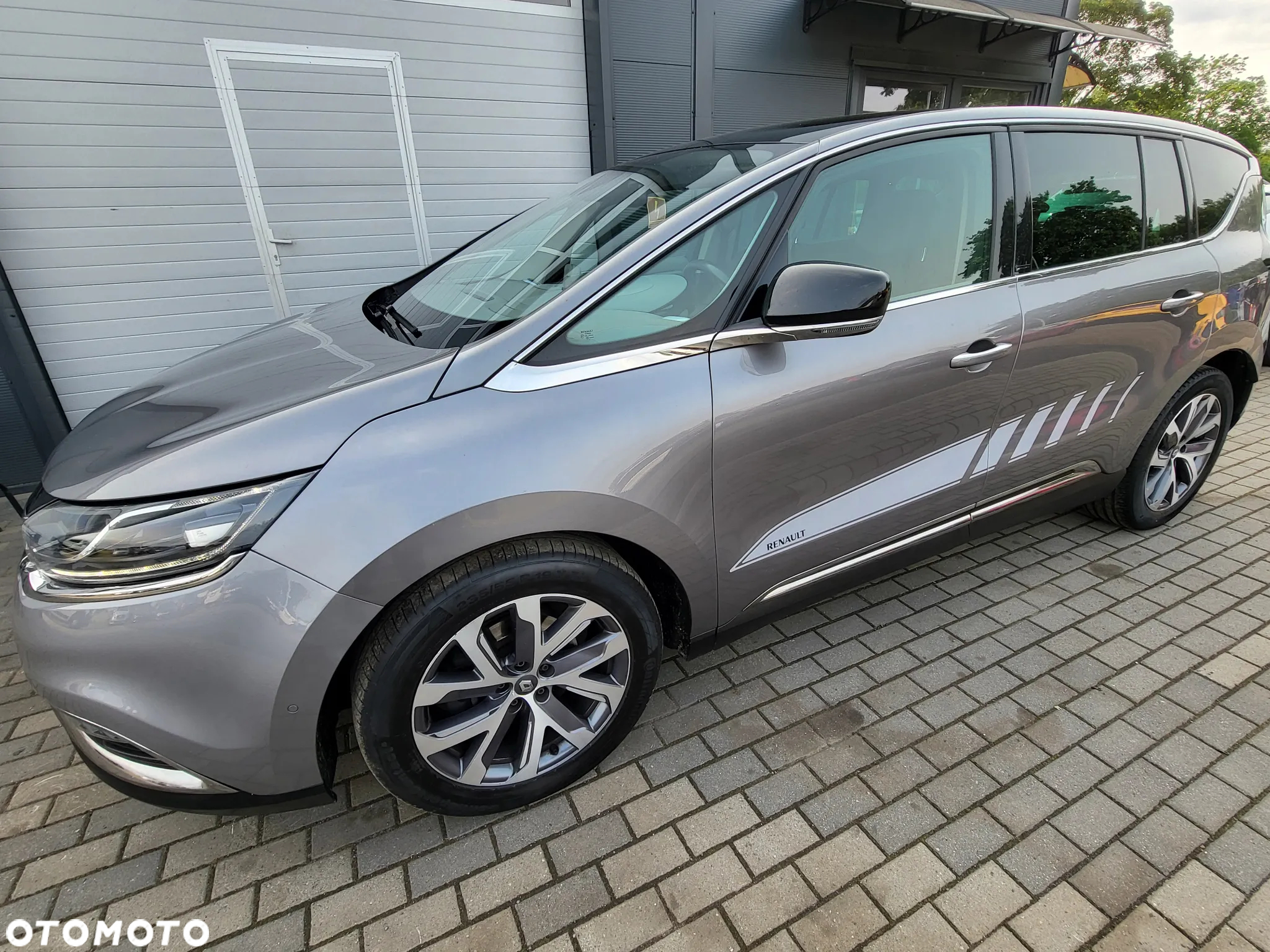 Renault Espace 1.6 dCi Energy Initiale Paris EDC 7os - 21