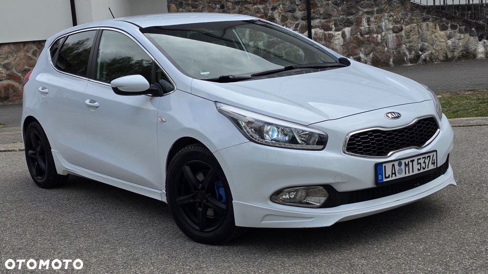 Kia Ceed 1.6 GDI Edition 7 - 11