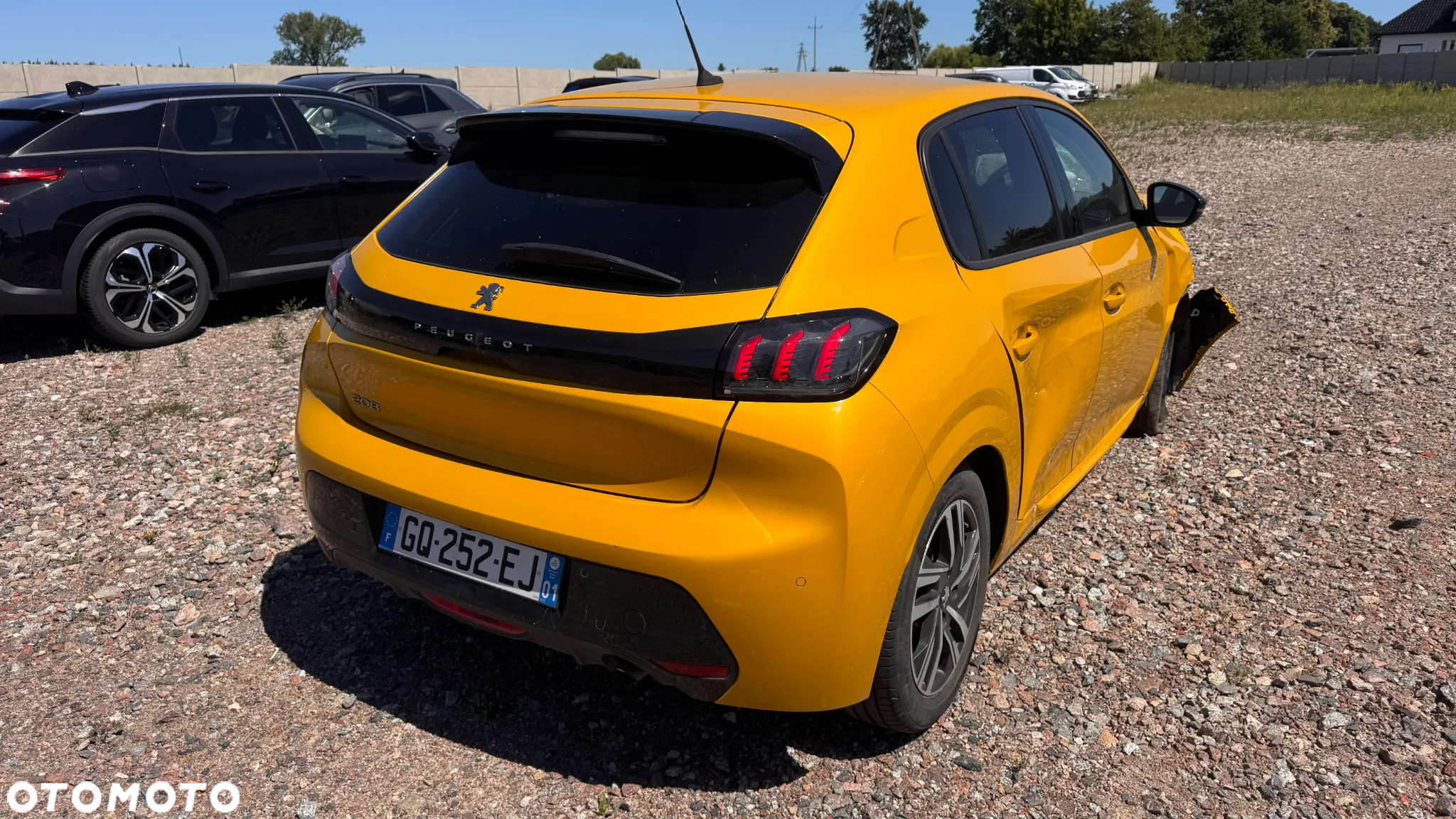 Peugeot 208 1.2 PureTech Allure S&S - 5