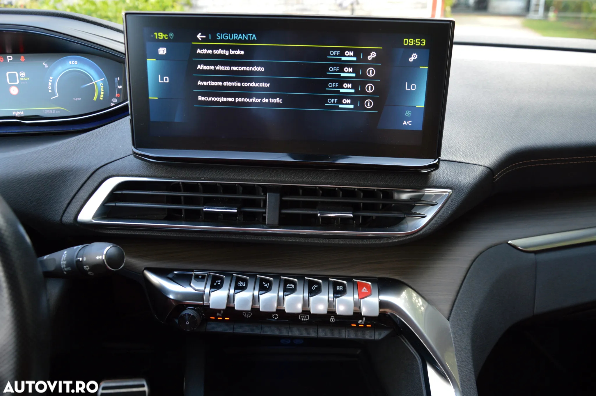 Peugeot 3008 Plug-In Hybrid 225 e-EAT8 GT - 20
