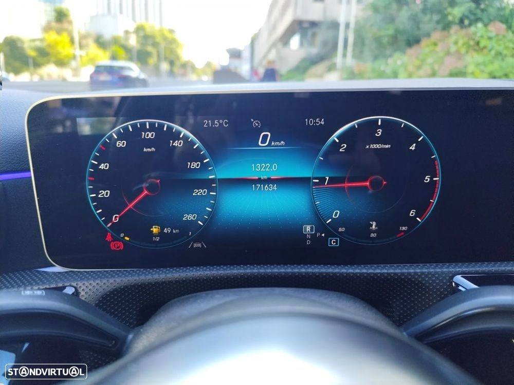 Mercedes-Benz A 180 d 7G-DCT AMG Line - 12