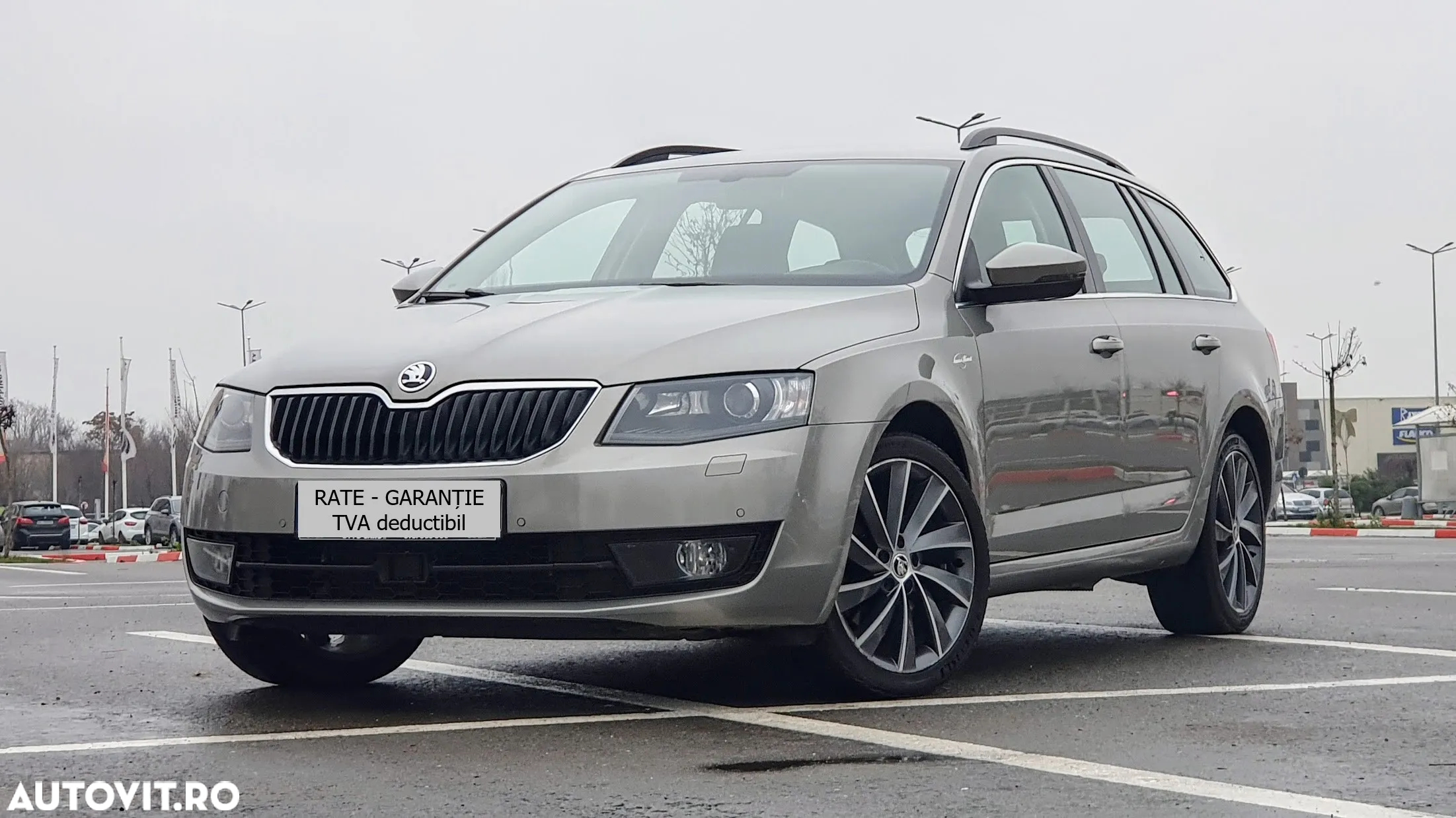 Skoda Octavia 2.0 TDI DSG 4X4 Laurin & Klement - 11
