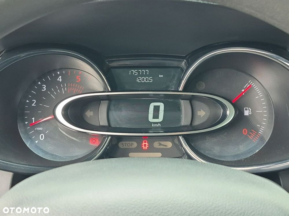 Renault Clio - 15
