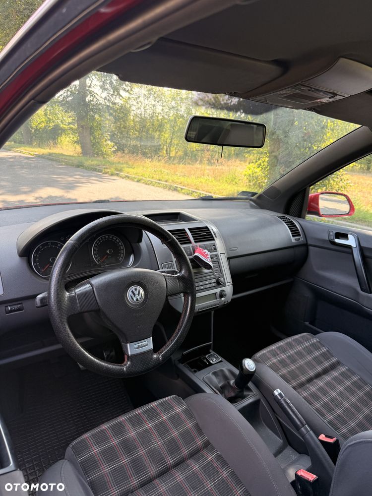 Volkswagen Polo - 7